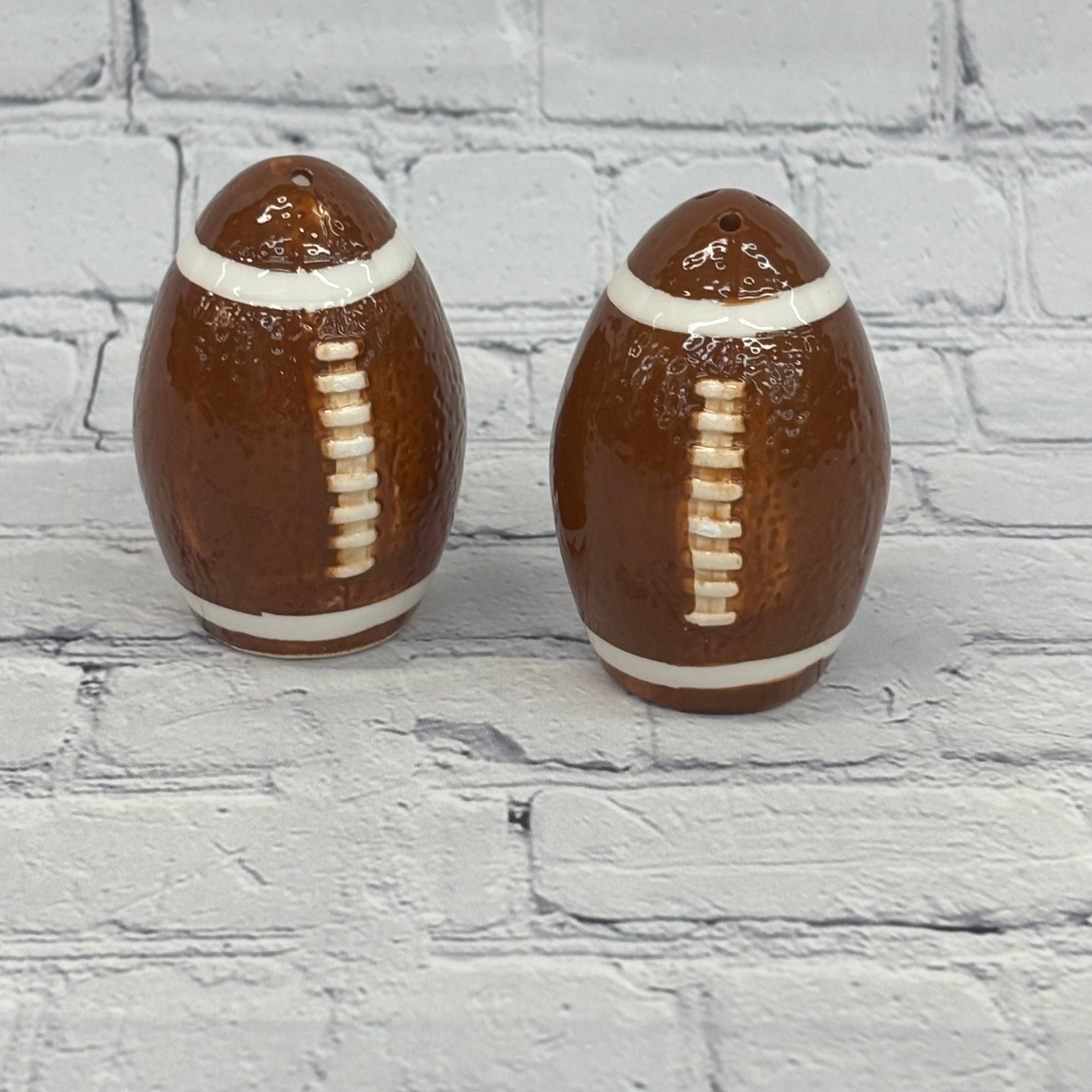Boston International Home Shaker Set S&P Football Fever