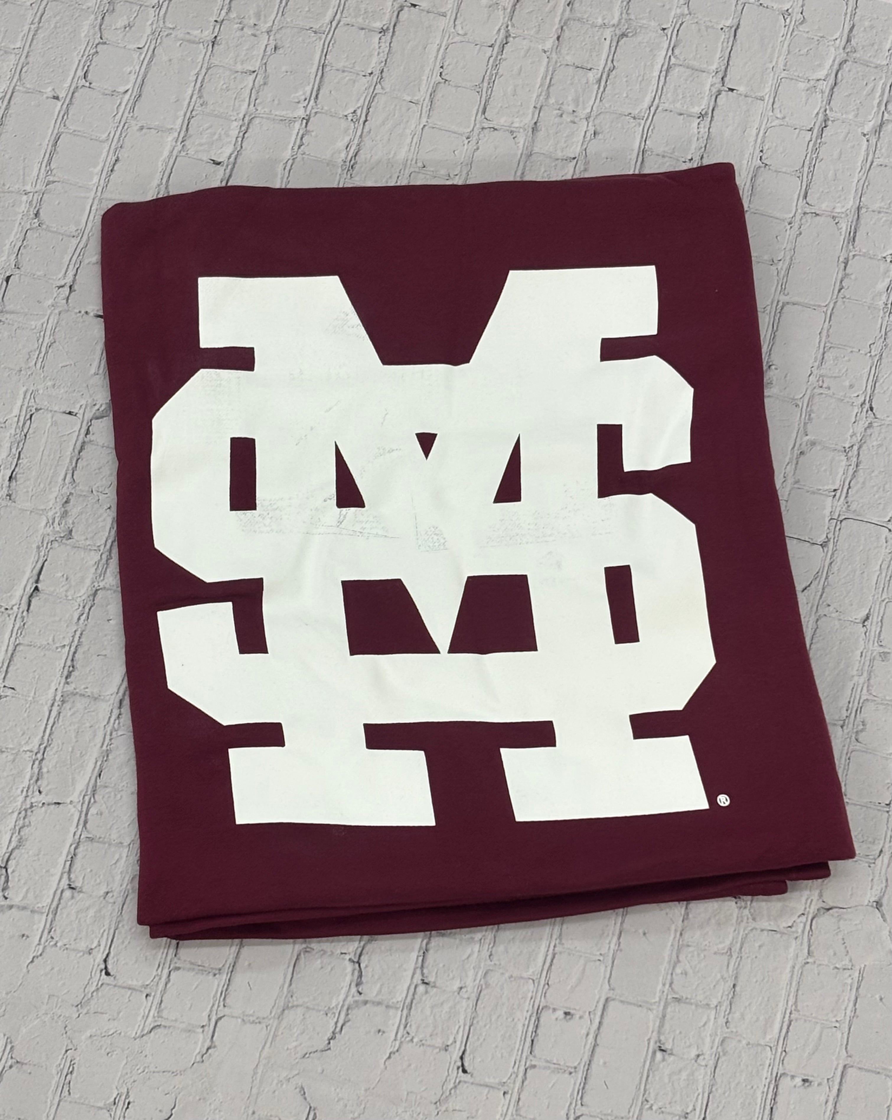 Blanket Sweatshirt M-over-S