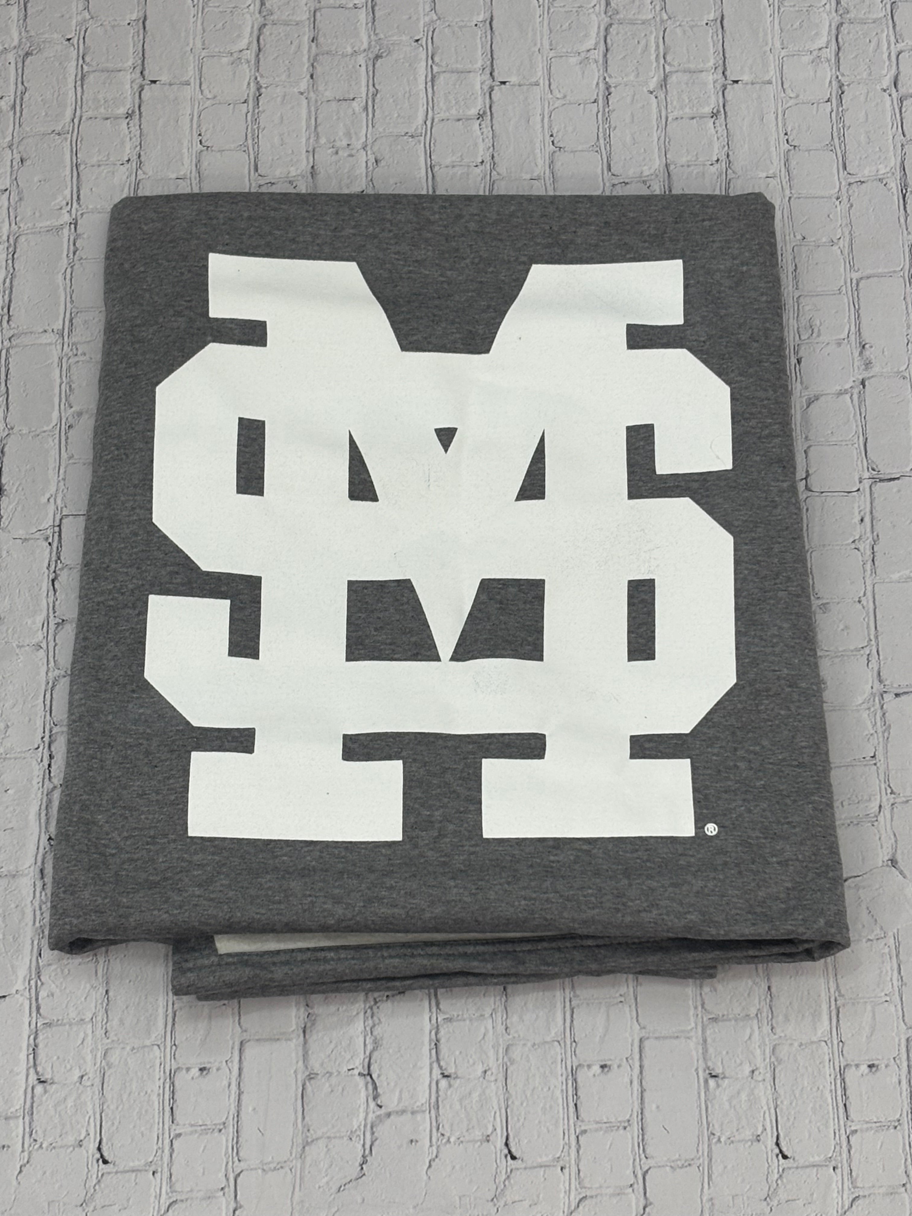 Blanket Sweatshirt M-over-S