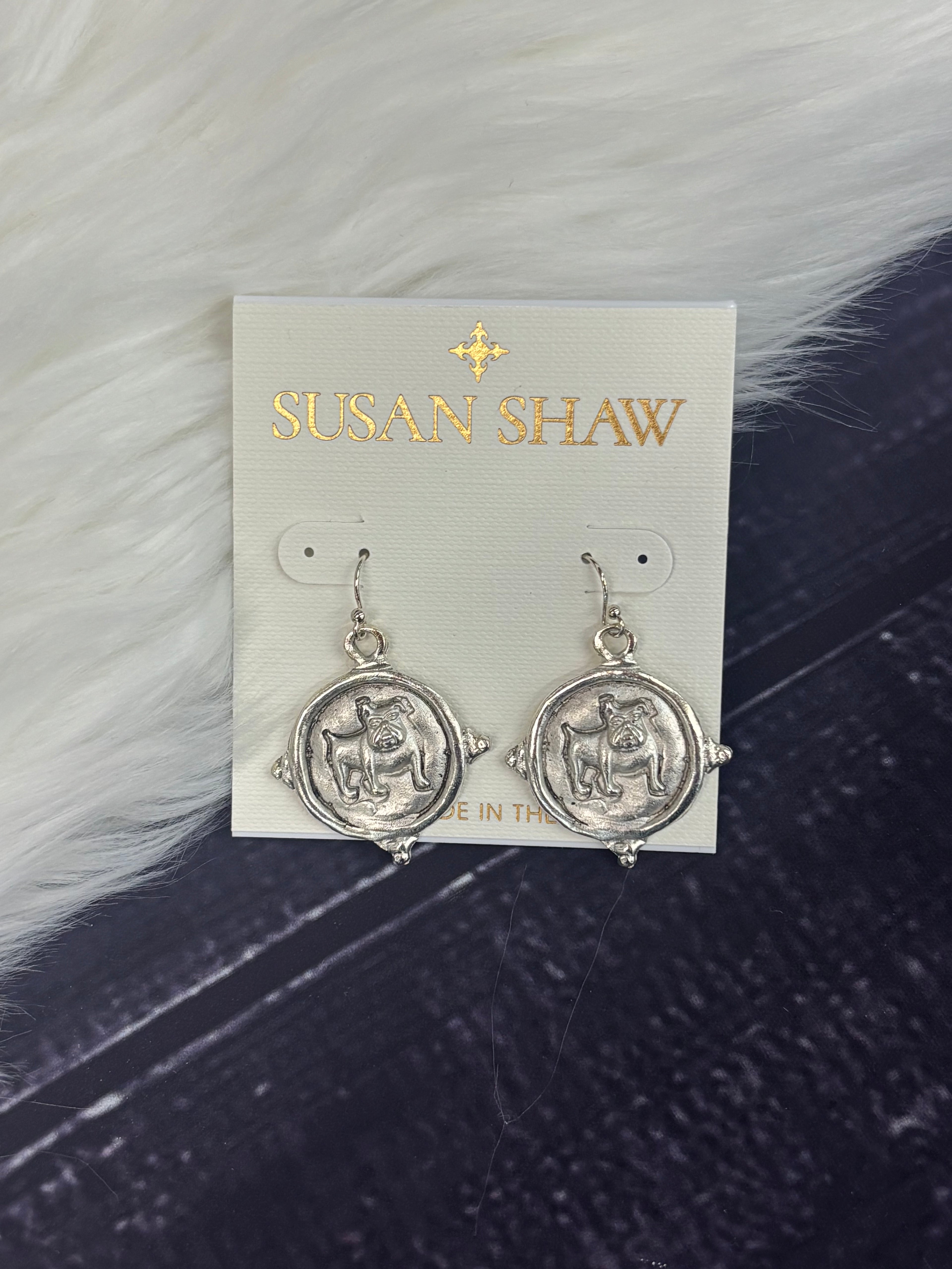 Earrings Dangle Round Standing Bulldog