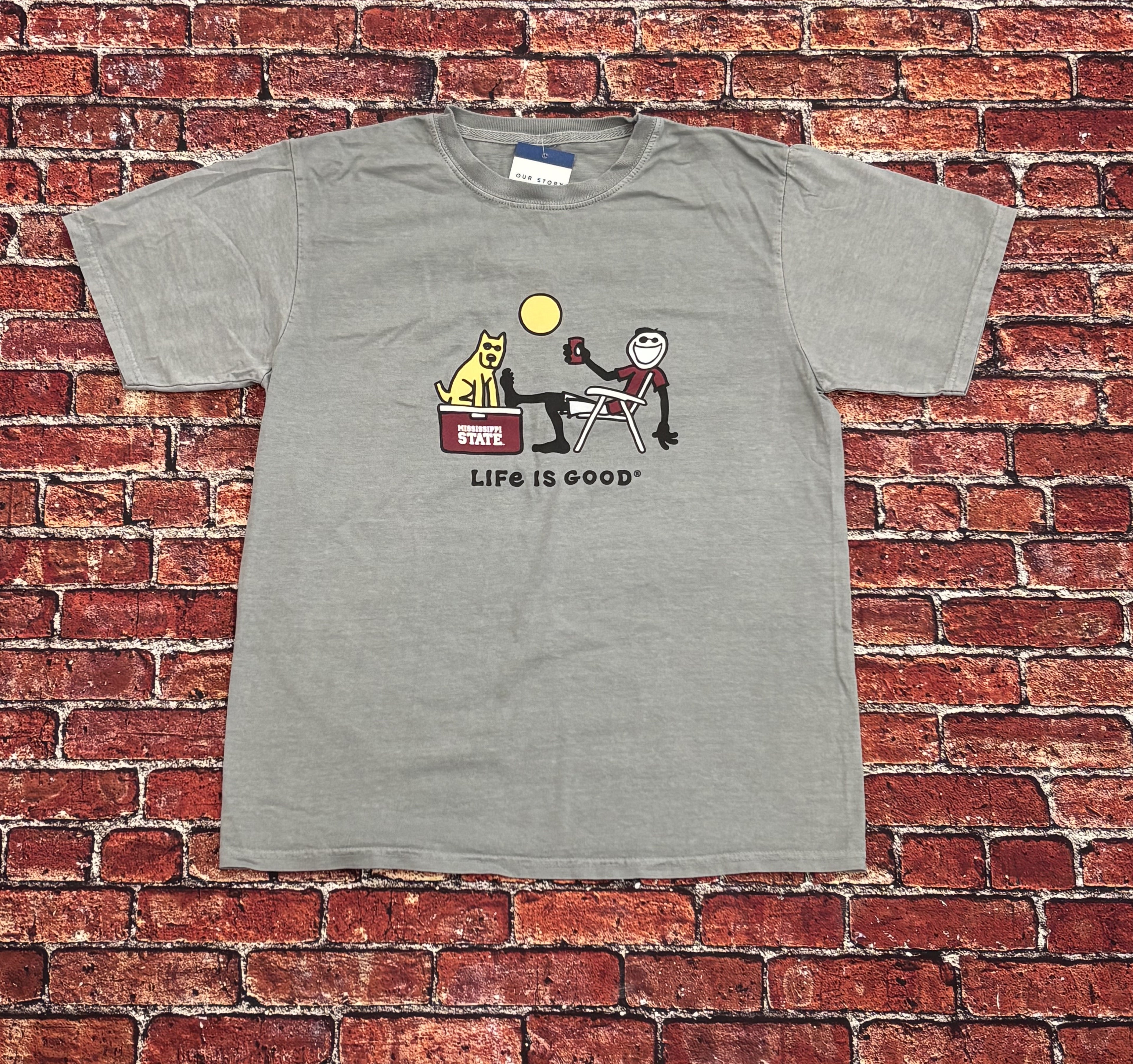 T-Shirt Short Sleeve Life Is Good Jake Foot Up Cooler with Dog