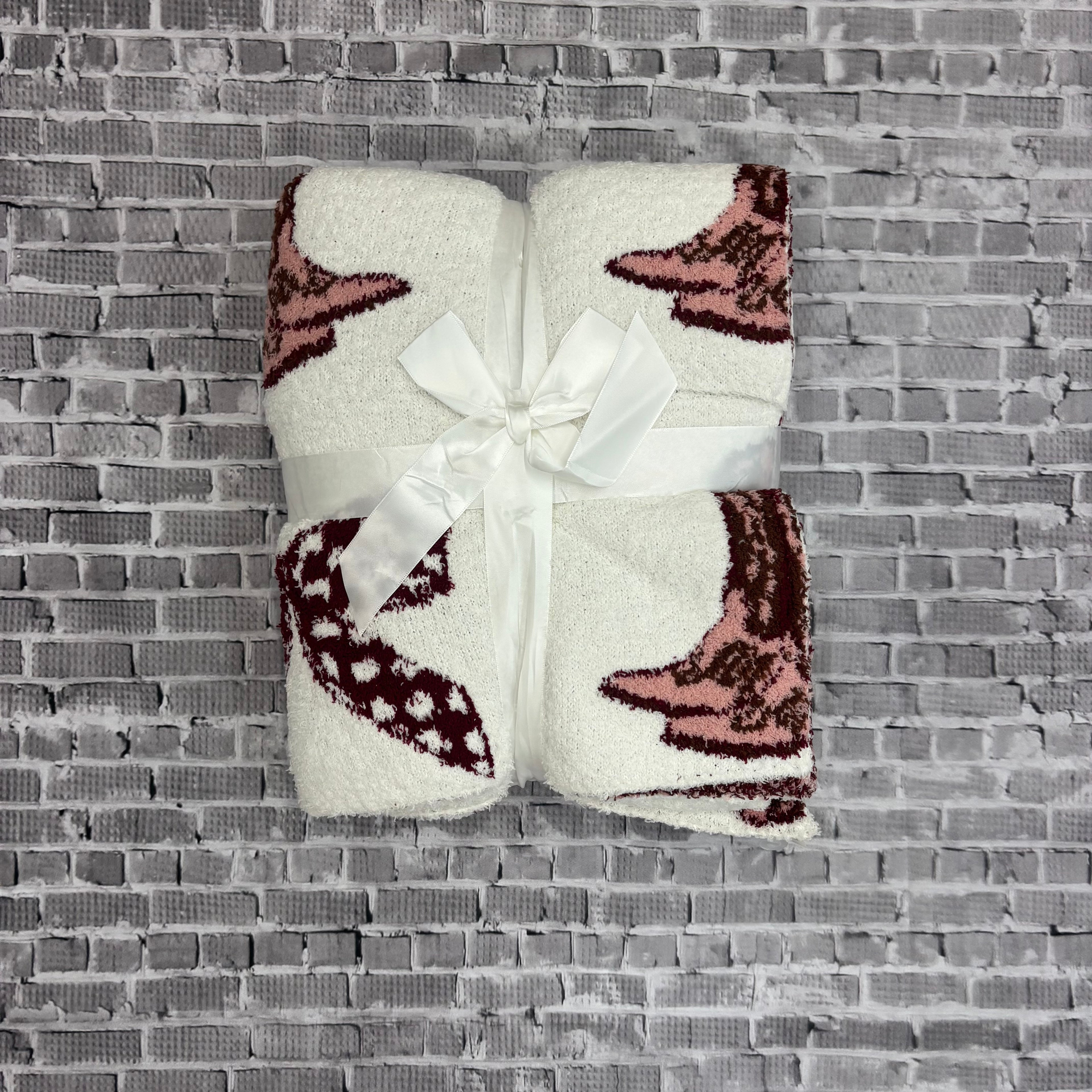 Blanket Luxury M-State Hail State Script State Other Logos