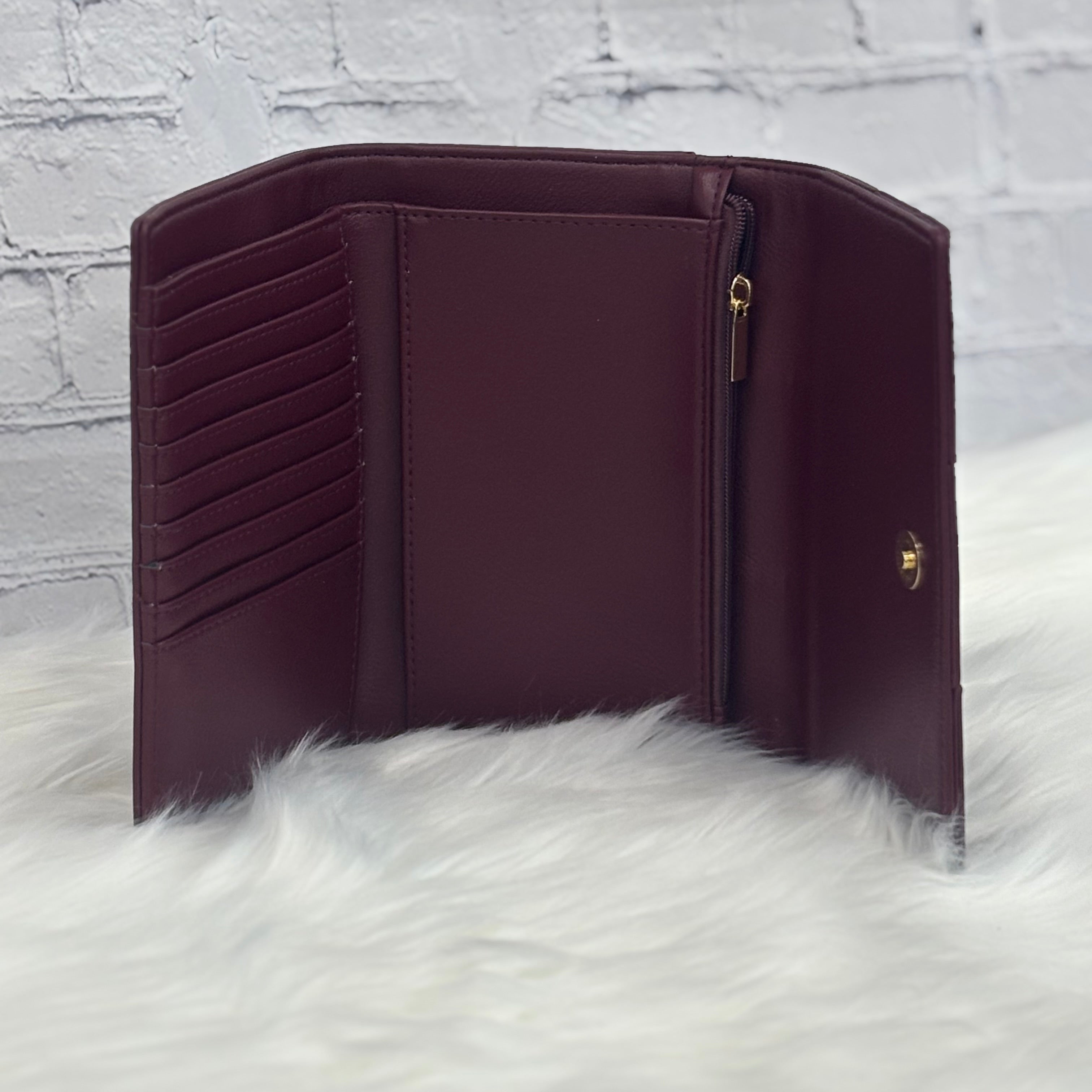 Katie Loxton Tote Wallet Suedette Taya