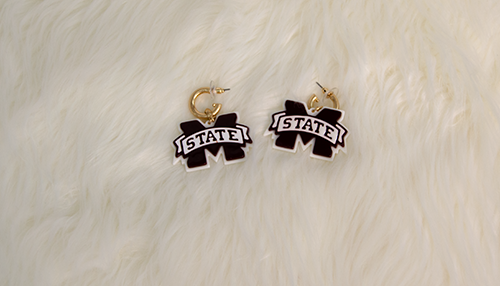 Canvas Jewelry Jewelry Earrings Drop Hoop Dangl Resin M-State Maroon White Bk